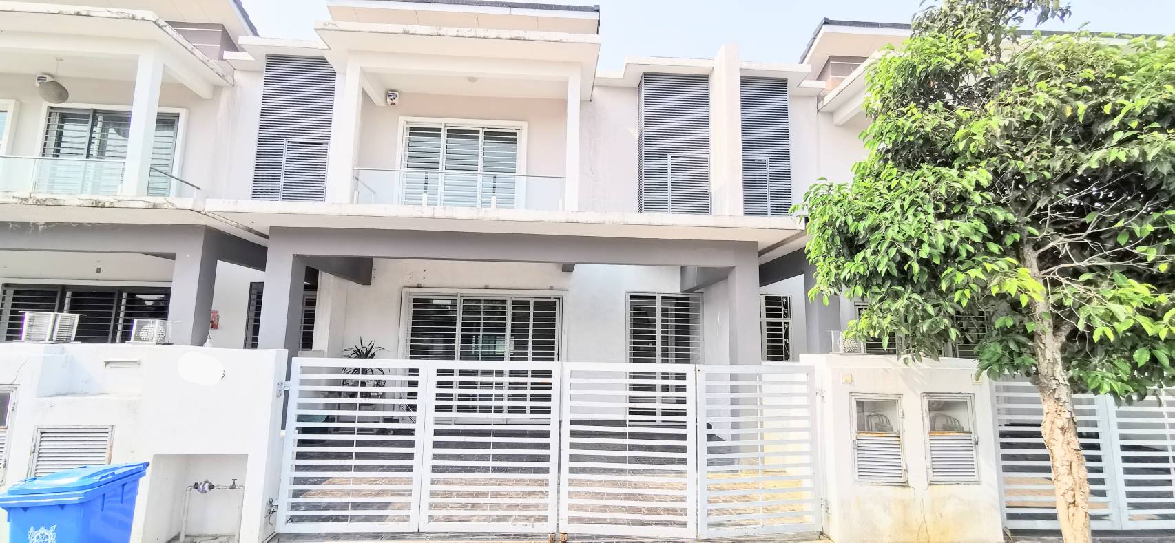 Anggun, Setia Alam Double Storey House - photo 2
