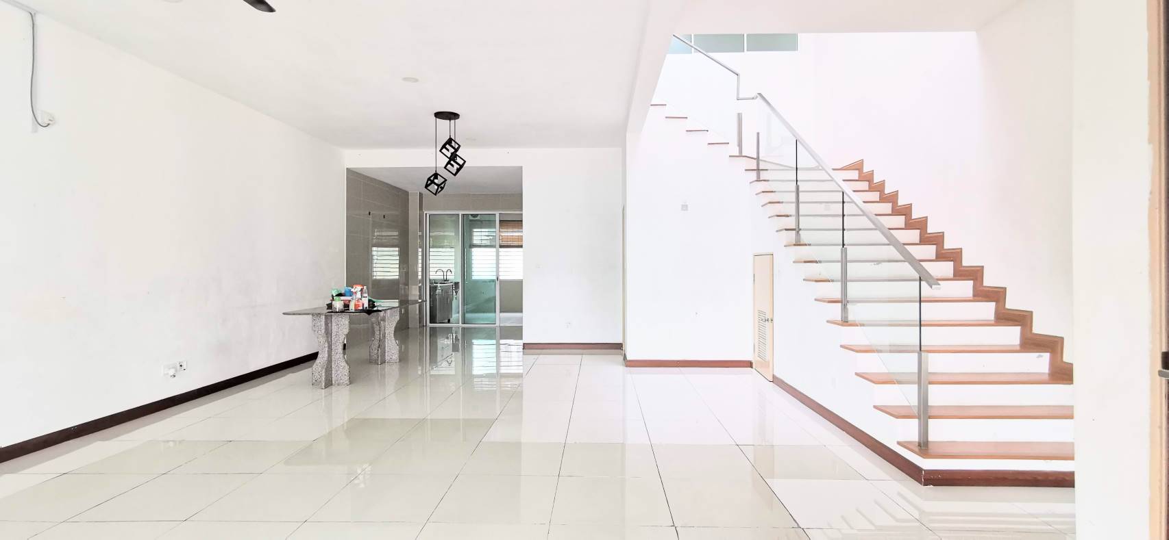 Anggun, Setia Alam Double Storey House - photo 7