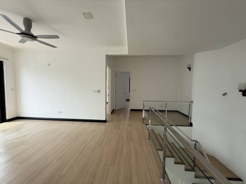 Anggun, Setia Alam Double Storey House - photo 9