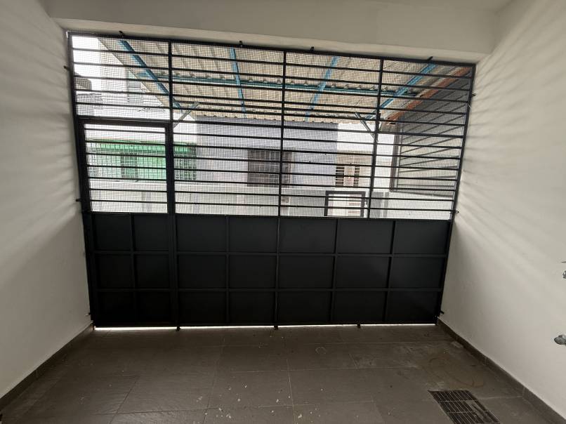 Anggun, Setia Alam Double Storey House - photo 12