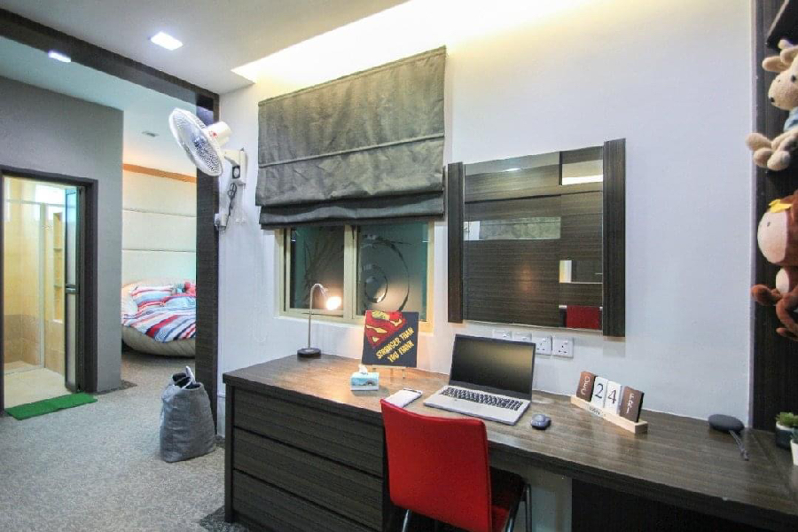 East Lake Residence - photo 2