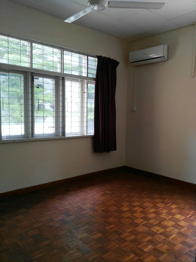 2 Storey Bungalow at Jalan Skipton for Sale at Penang