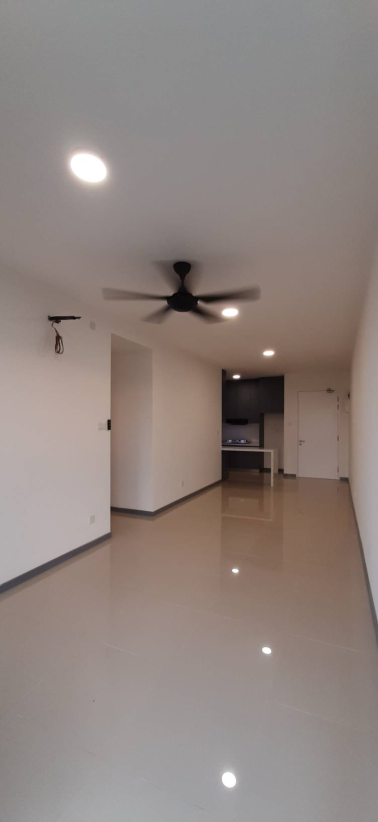 United Point Residence 1206sf partly - photo 3