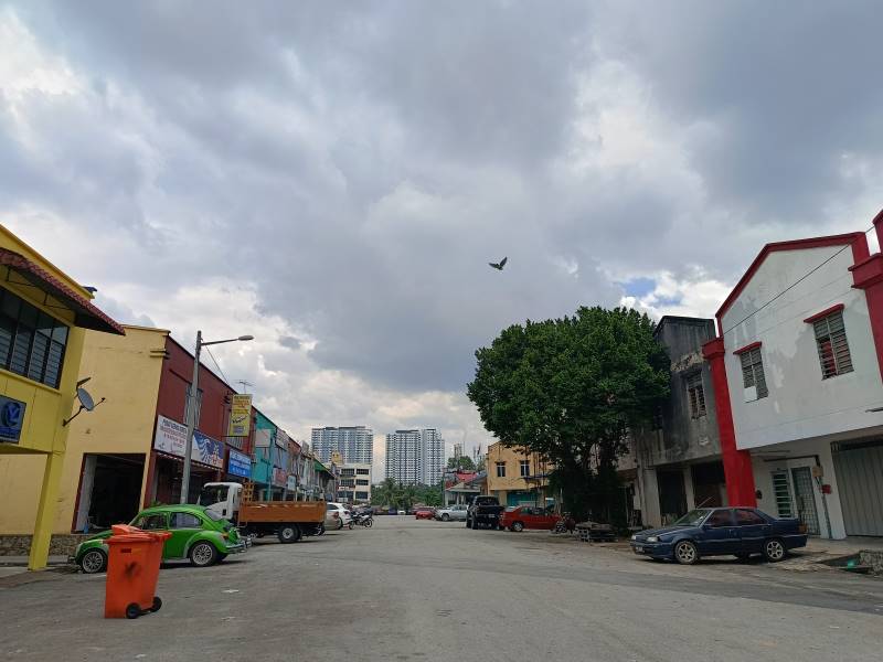 Taman Kajang Utama - photo 2