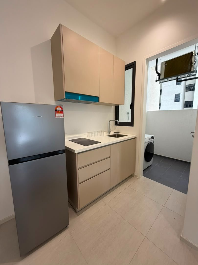 Laurel Residence 853sf L-000085 - photo 2