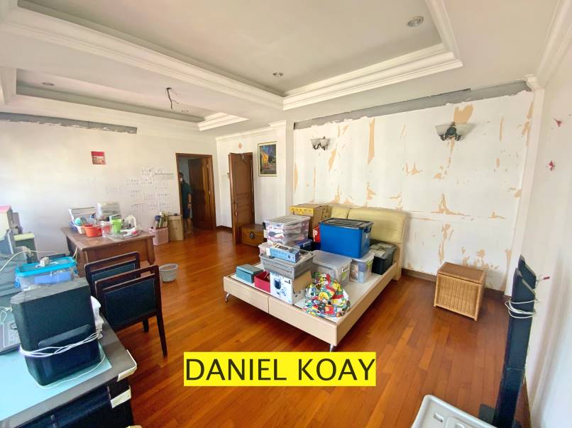 2 Storey Semi D Minden Height For Sale 3000k - photo 4