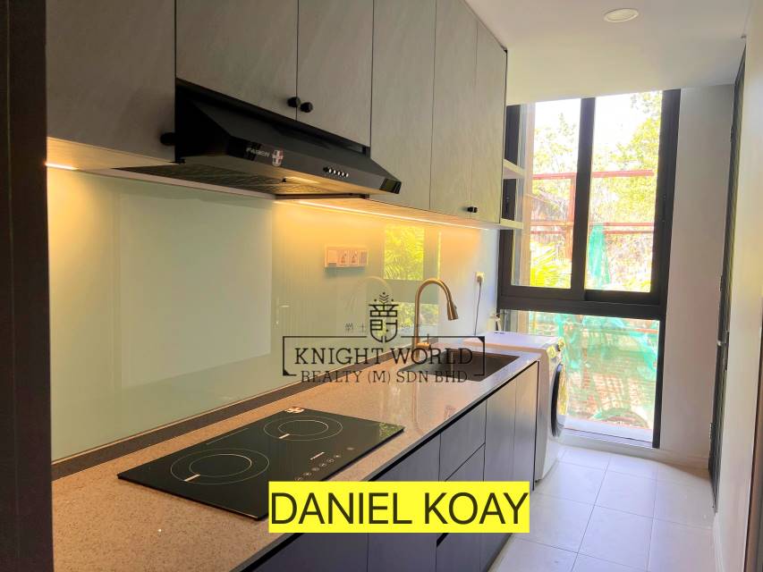 Shorefront 1713sf For Rent 8000 - photo 2