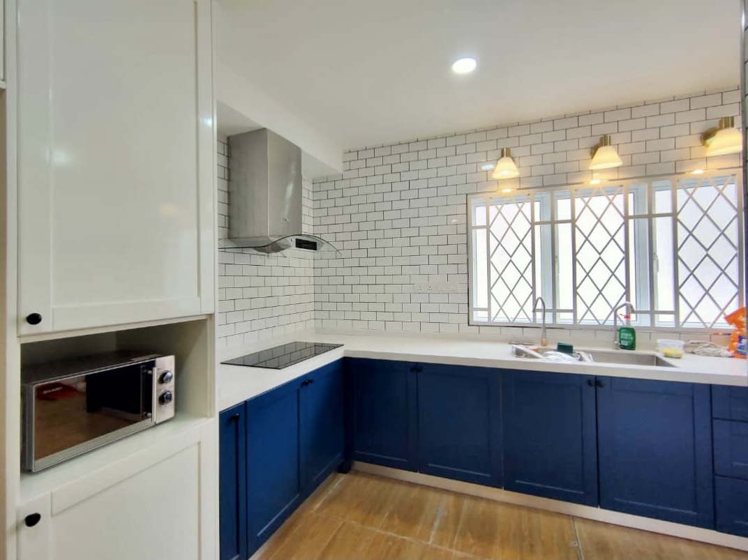 Berkeley, Eng Ann klang 2 Storey Renovated  Sale - photo 12