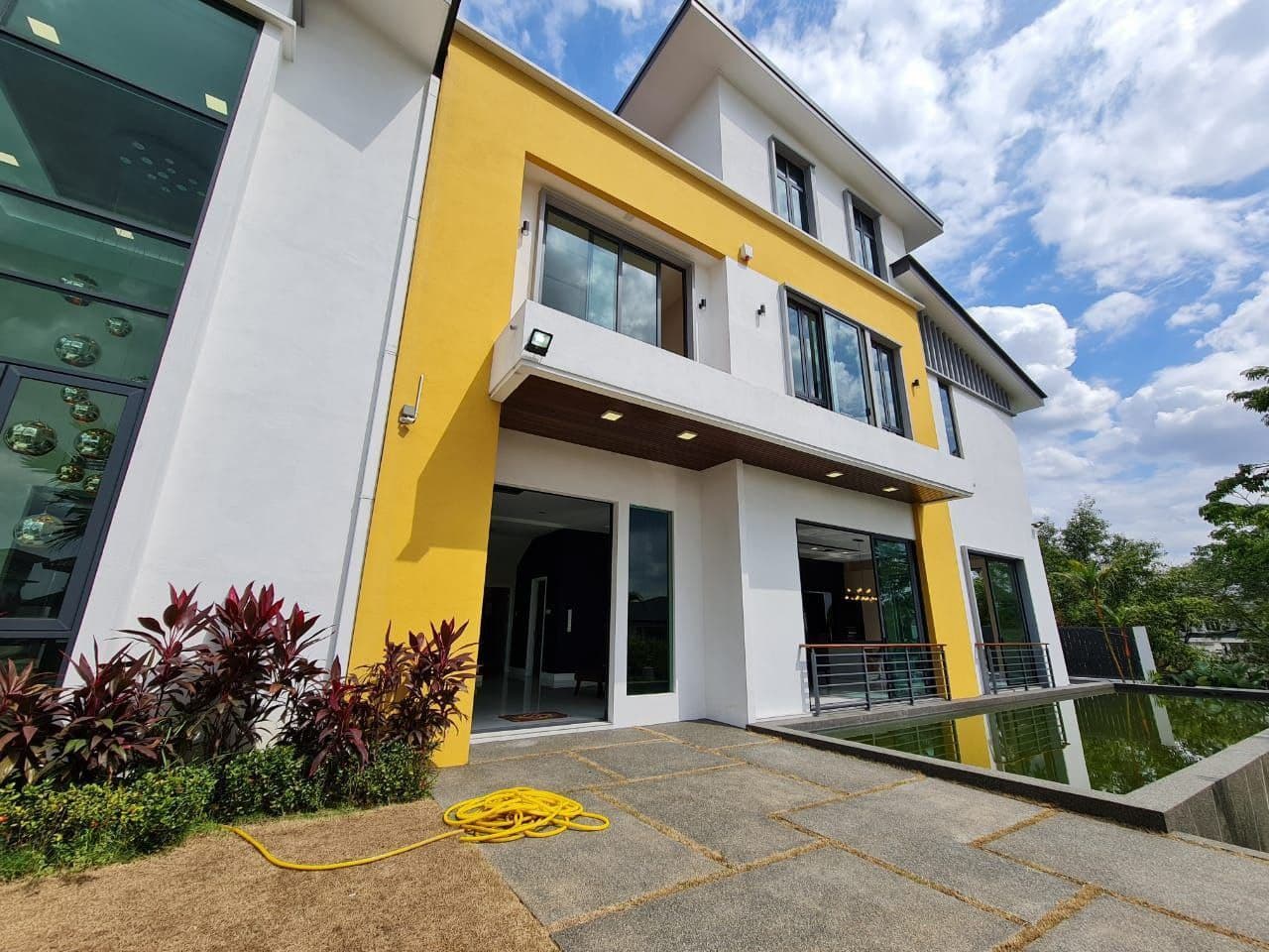 3 Storey Bungalow House Seksyen 8 Shah Alam - photo 2