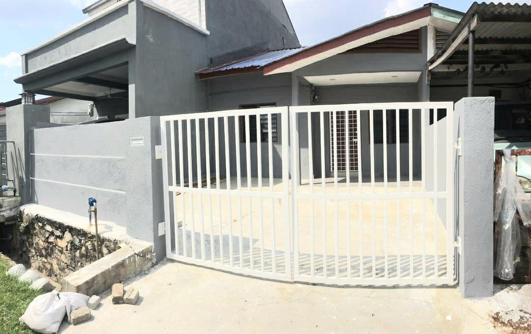 Single Storey Terrace House,Bandar Kinrara - photo 1