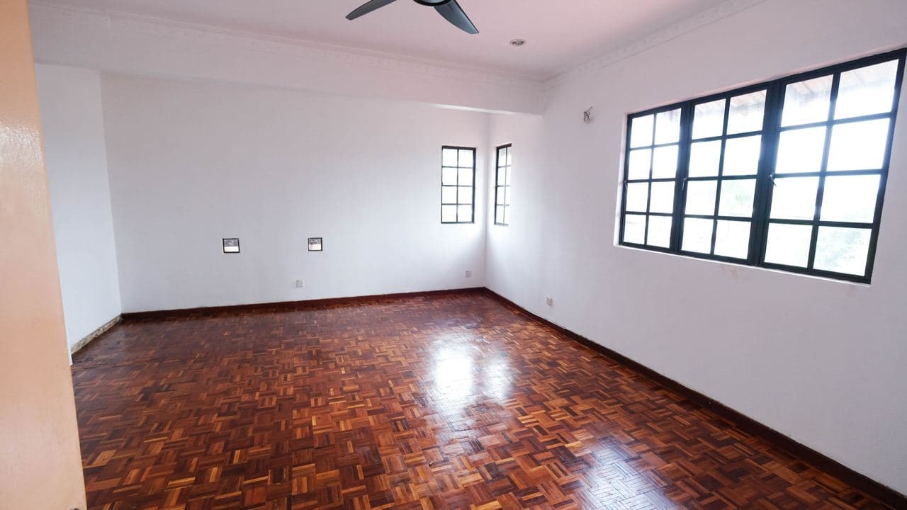 Double Storey Terrace Bandar Tun Hussein Onn - photo 11