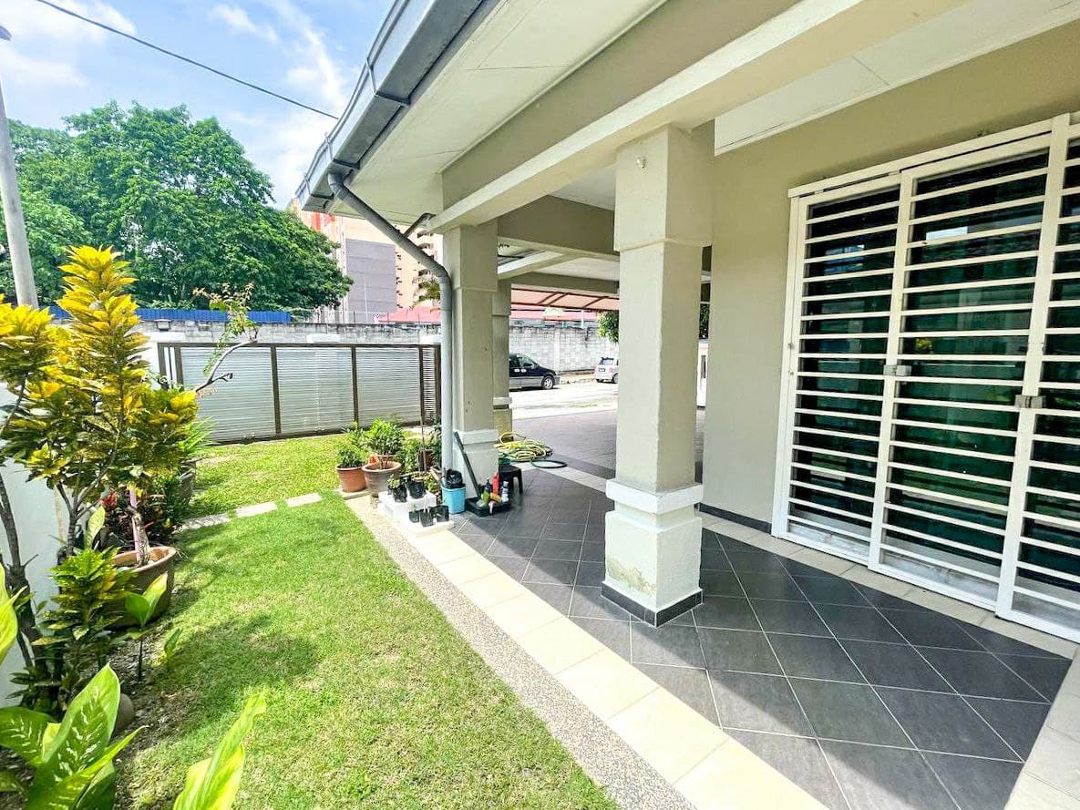 Double Storey Terrace Kelana Idaman, Ara Damansara - photo 4