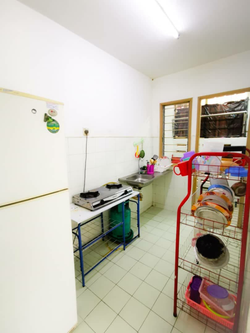 Apartment Pusat Komersial Seksyen 7, Shah Alam - photo 3
