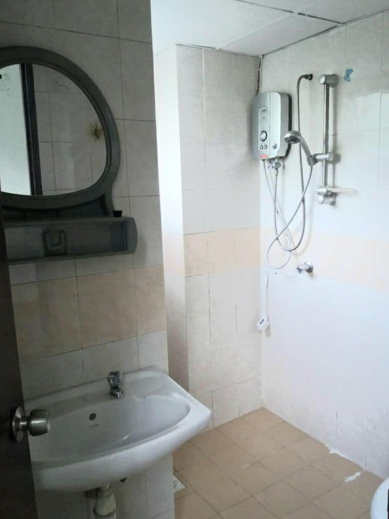 Crystal Tower, Taman Bukit Indah, Ampang - photo 4