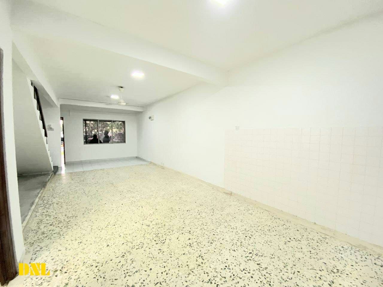 Double Storey Terrace Taman Rasmi Jaya, Ampang - photo 4