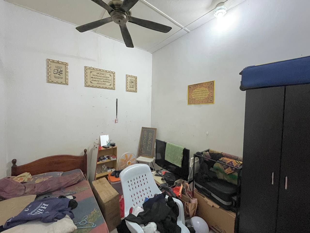 Double Storey Terrace Taman Dagang Rantau Panjang - photo 8