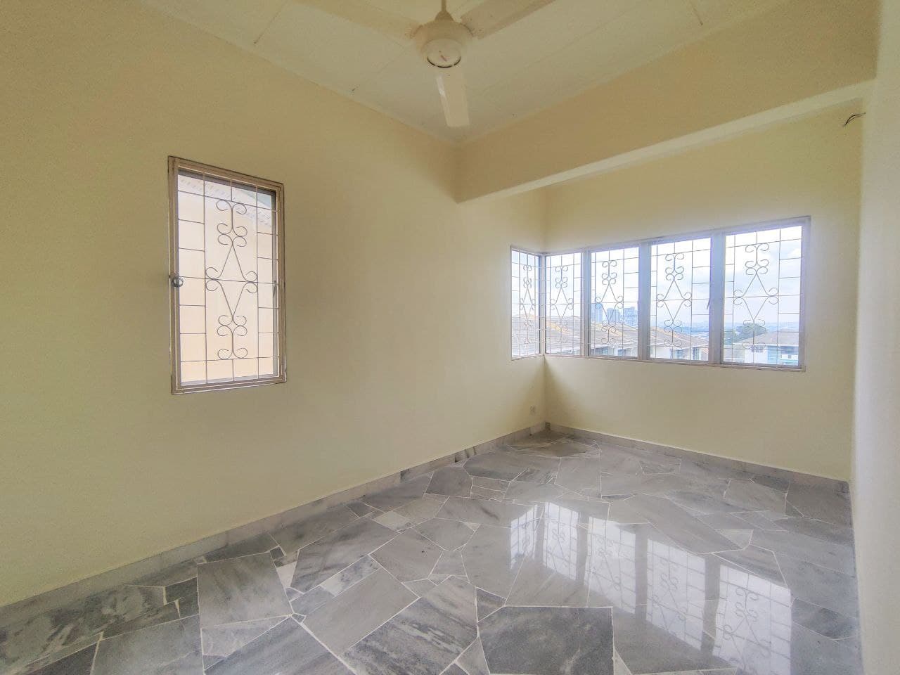 D Puncak Suasana Apartment Duplex, Cheras - photo 4