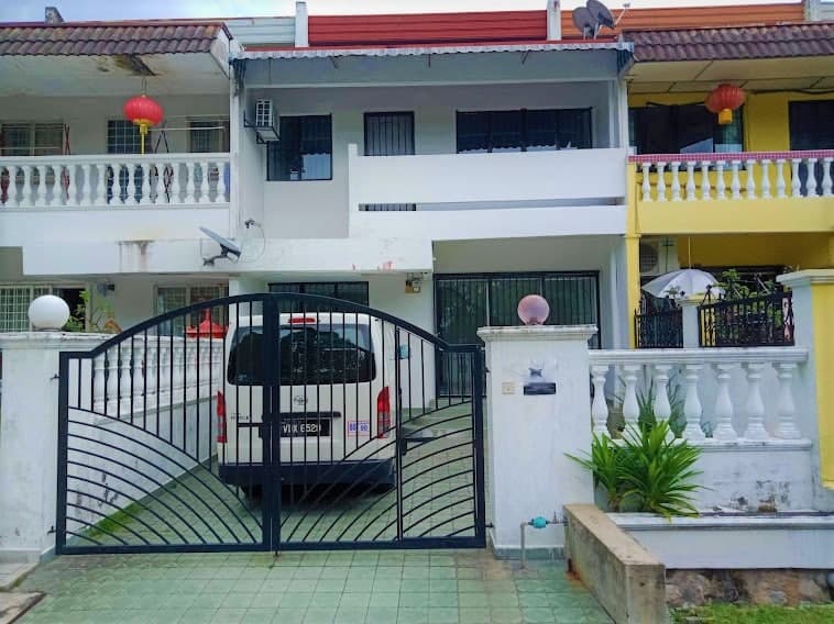 Double Storey Terrace Taman Seraya Bukit Teratai