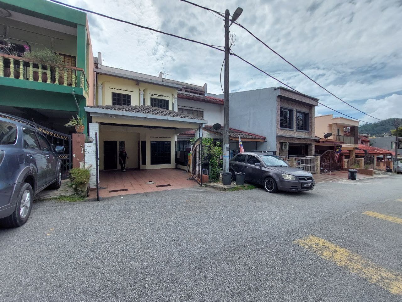 Jalan J15 Taman Melawati, Gombak, Ampang - photo 11