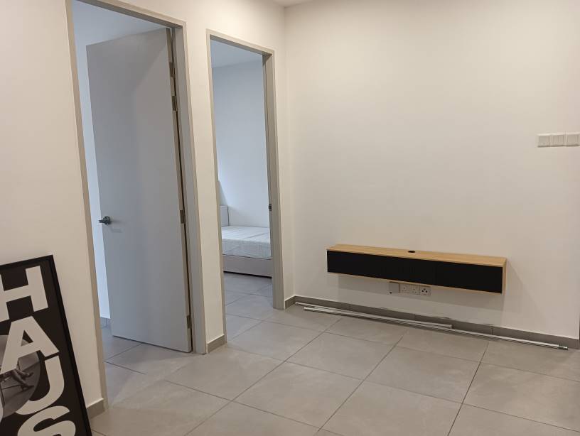 YOLO Signature Suites - photo 8