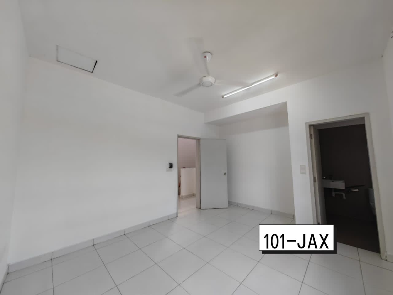 Bandar Mahkota Banting Double Storey House - photo 5