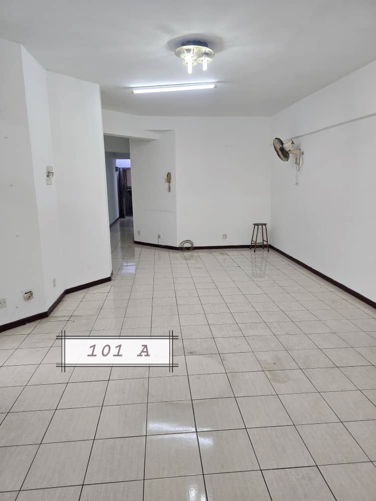 Regency Condo behind Centro Klang - photo 2