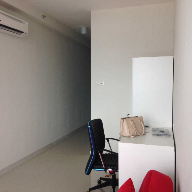 Centrestage - photo 2