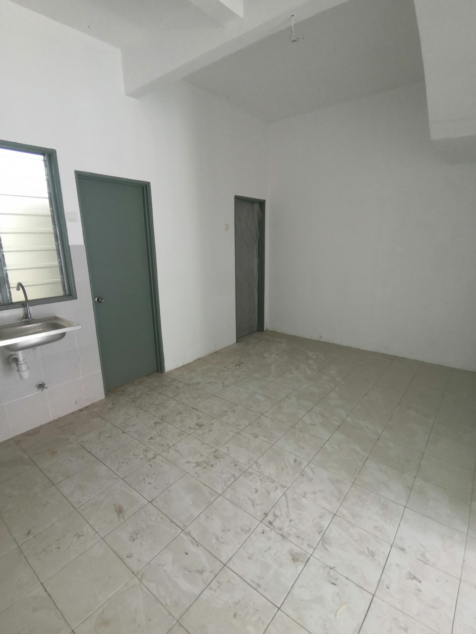Bandar Springhill, Port Dickson - photo 3