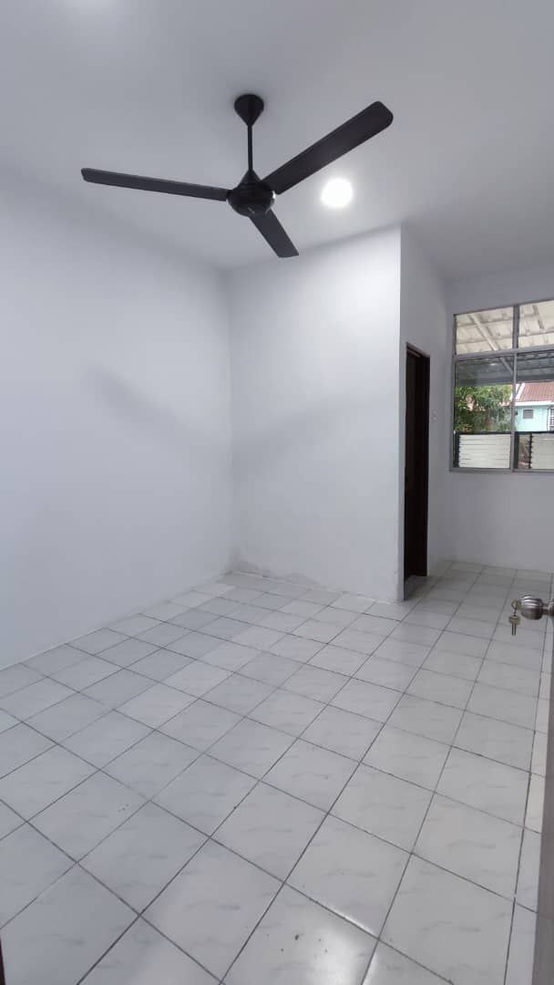 Taman Sendayan Indah, Sendayan - photo 5