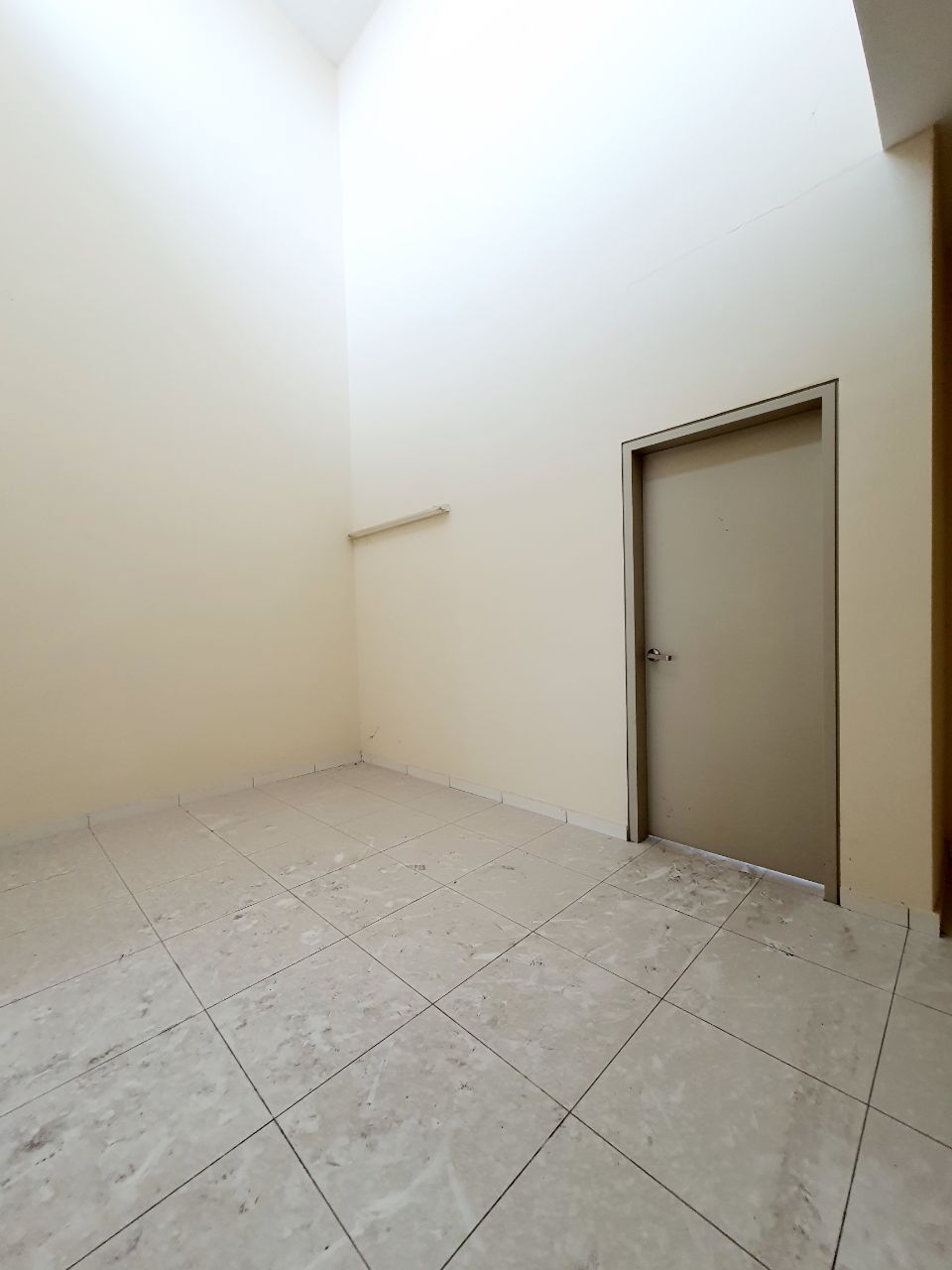 Laman Delfina Nilai Impian Facing Lake for Sale - photo 11