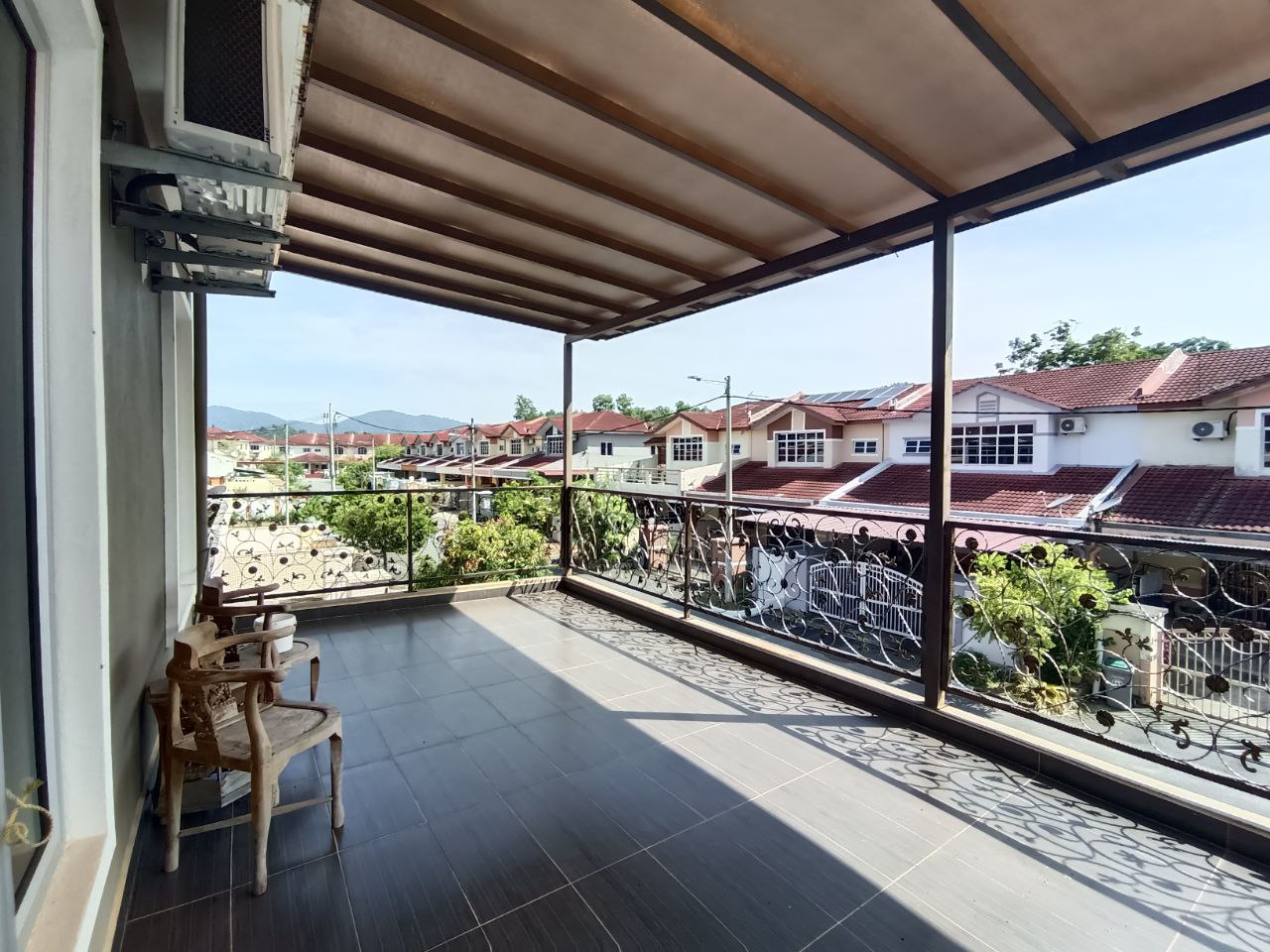 taman sri pulai 3, sikamat - photo 4