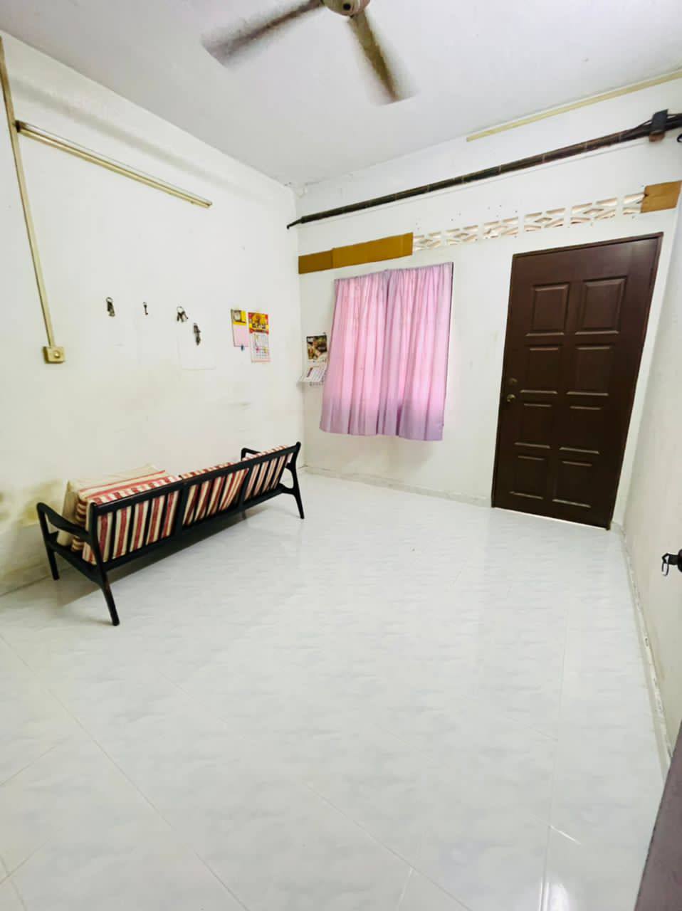 Taman Rashibah Indah,Sikamat - photo 8