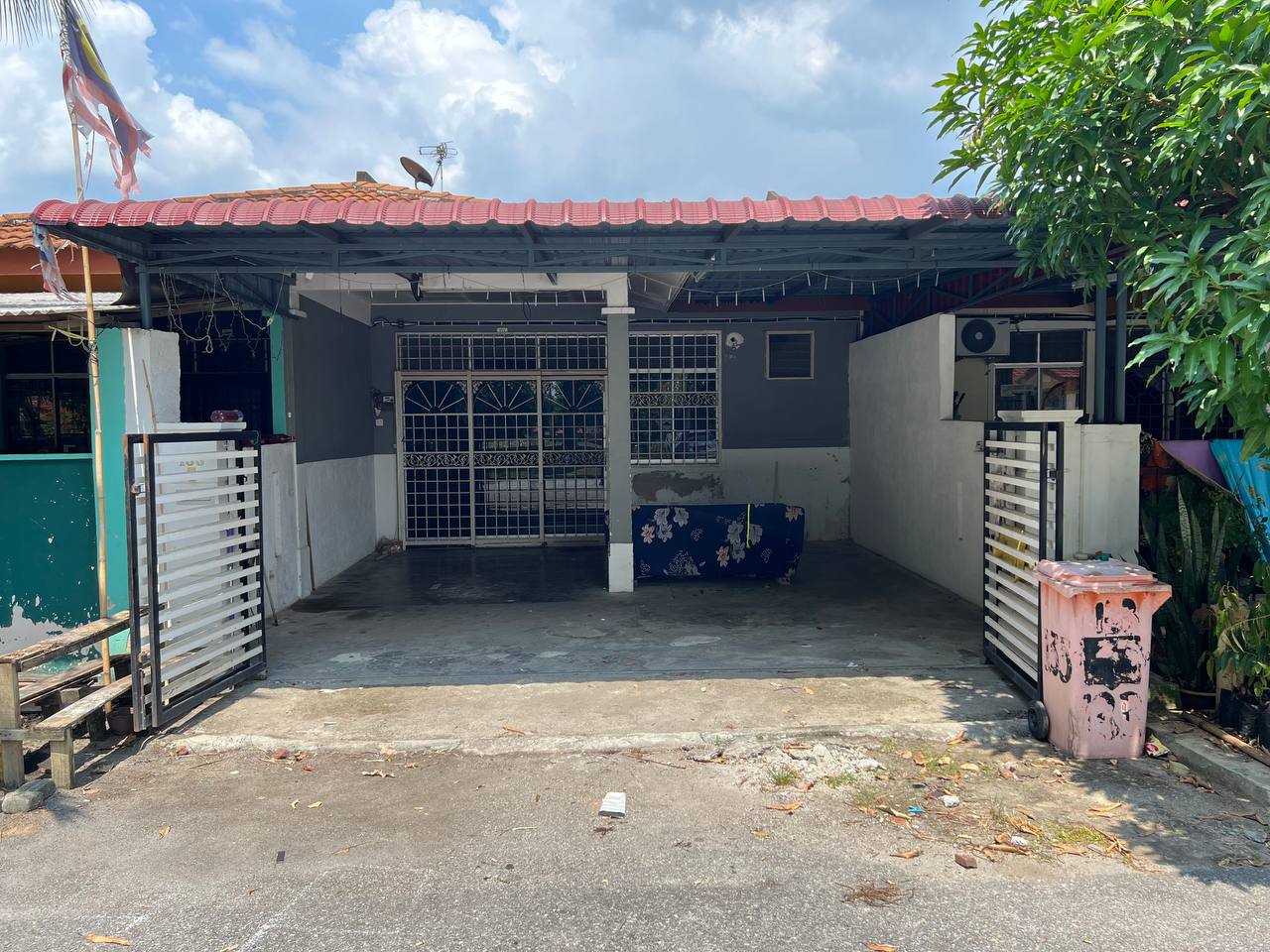 Taman bukit sendayan - photo 2