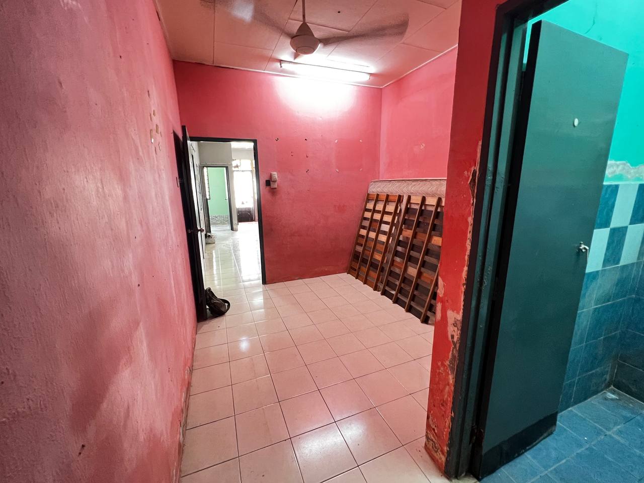 Taman bukit sendayan - photo 8
