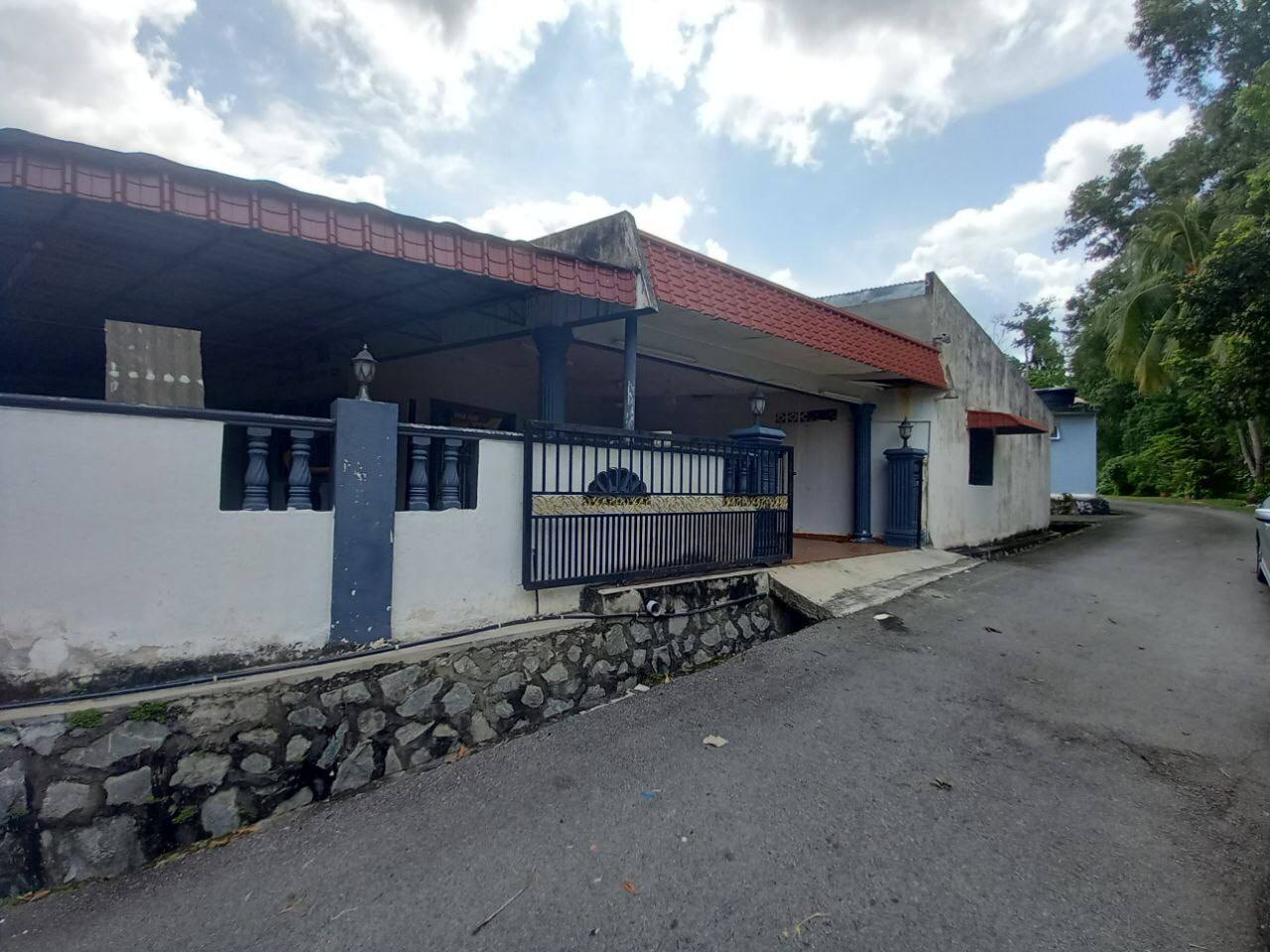Taman bukit mutiara - photo 2
