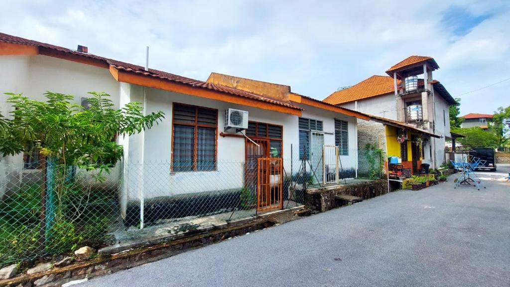 Taman Politeknik - photo 10