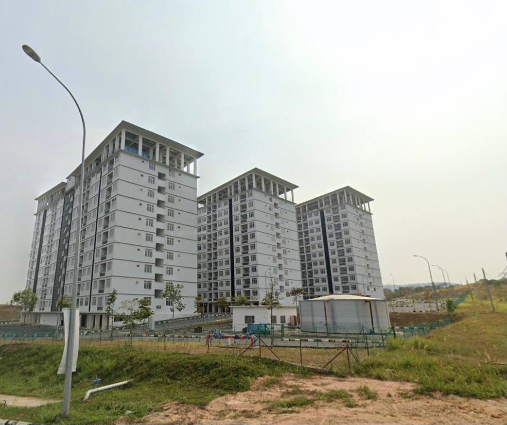 Airtrollis Apartment Bandar Sri Sendayan - photo 2