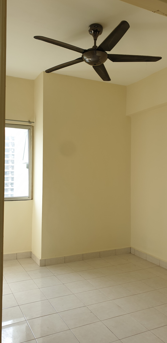 Ampang Boulevard 946sf Rm420