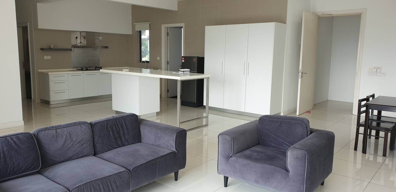 Altitude 236 2302 rm2800