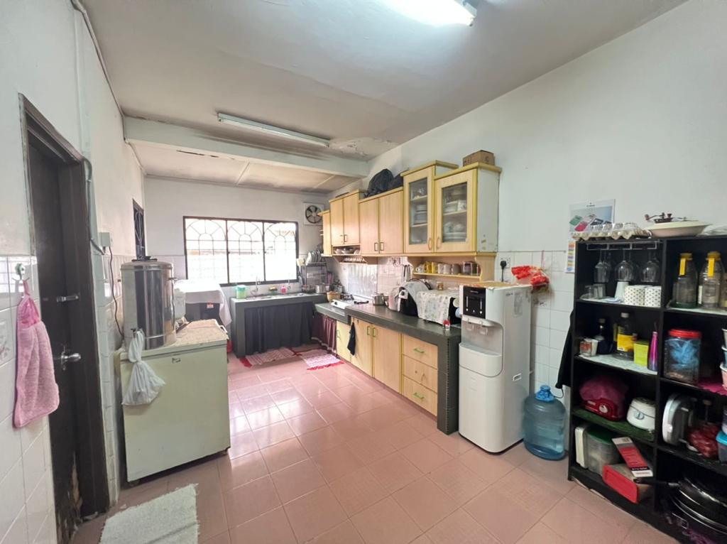Desa 12, Bandar Country Homes, Rawang - photo 5