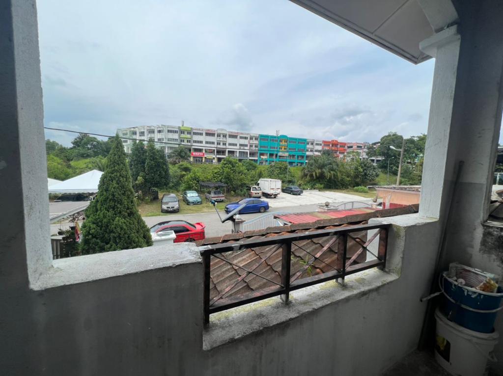 Desa 12, Bandar Country Homes, Rawang - photo 8