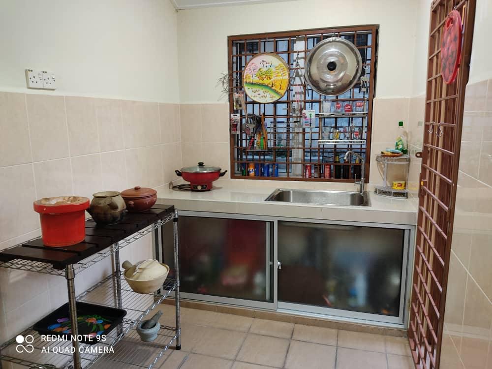 Desa 7, Bandar Country Homes, Rawang - photo 5