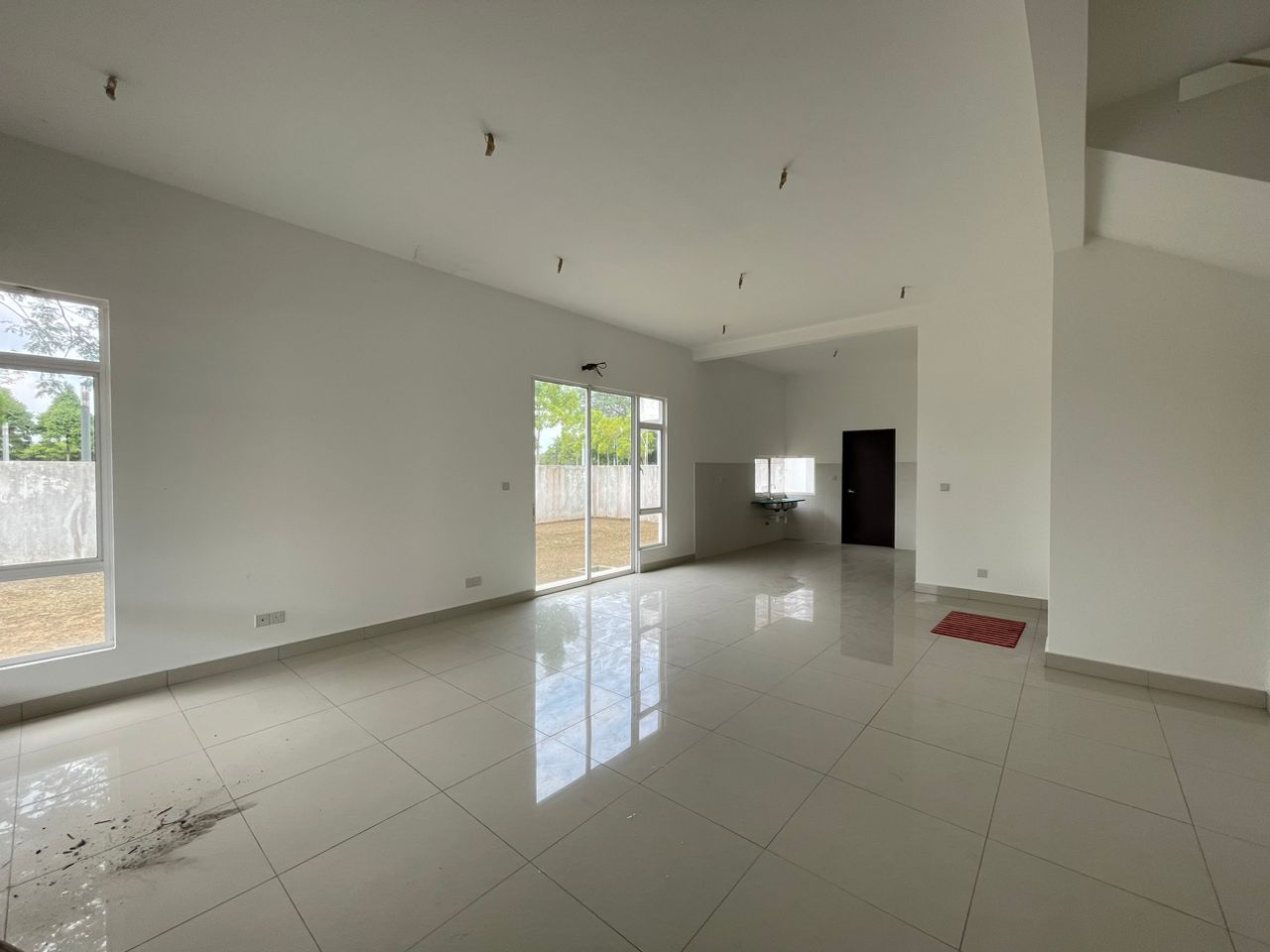 M Residence 2 Caspia Corner - photo 5