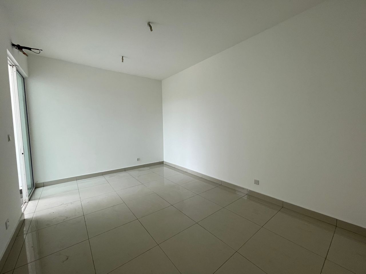 M Residence 2 Caspia Corner - photo 6