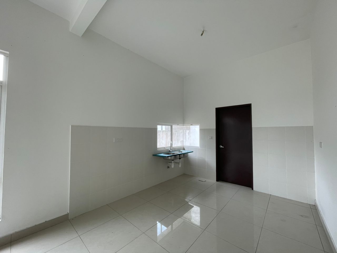 M Residence 2 Caspia Corner - photo 9