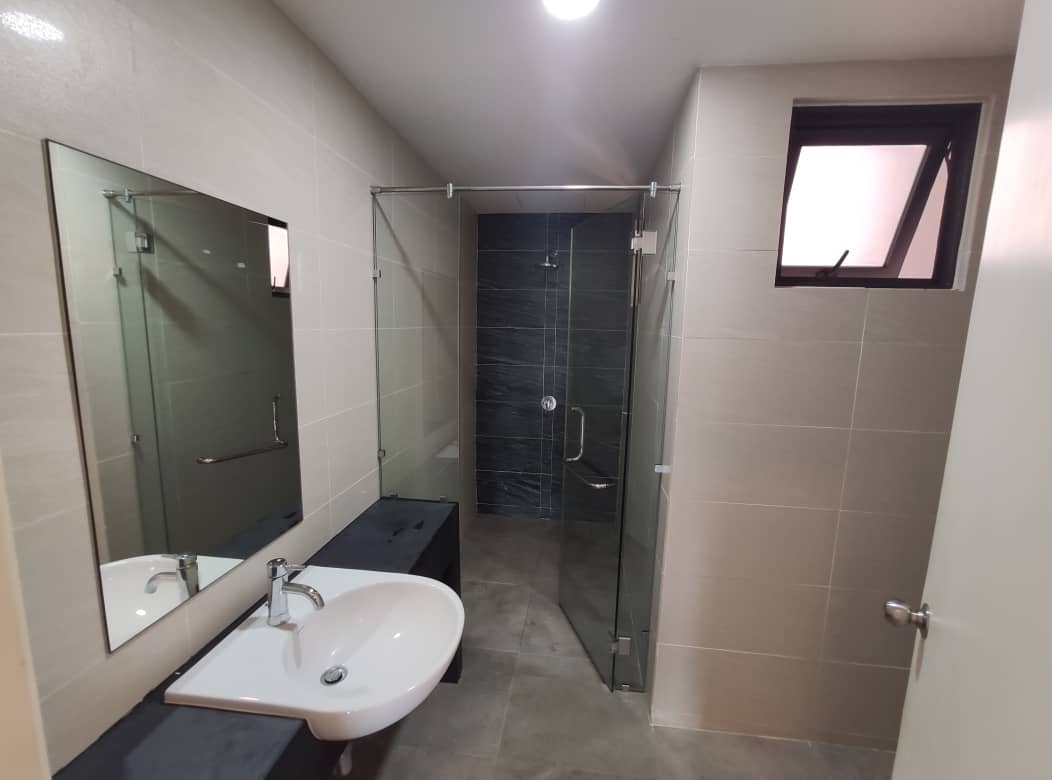 Pearl Suria Fully Furnished Unit For Rent - photo 10