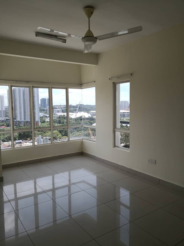 Endah Promenade Partly Furnished Unit - photo 2