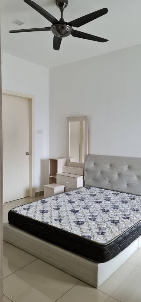 Pearl Suria Fully Furnished Unit For Rent - photo 10
