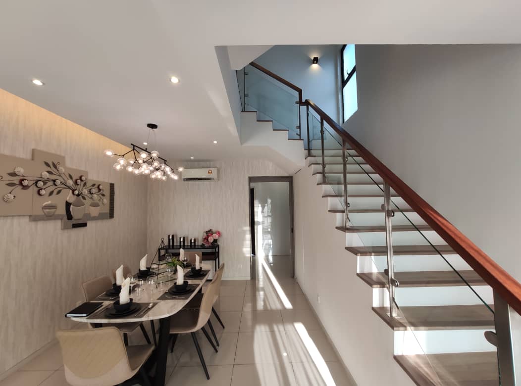 Tropical Villa Seri Kembangan Freehold - photo 12