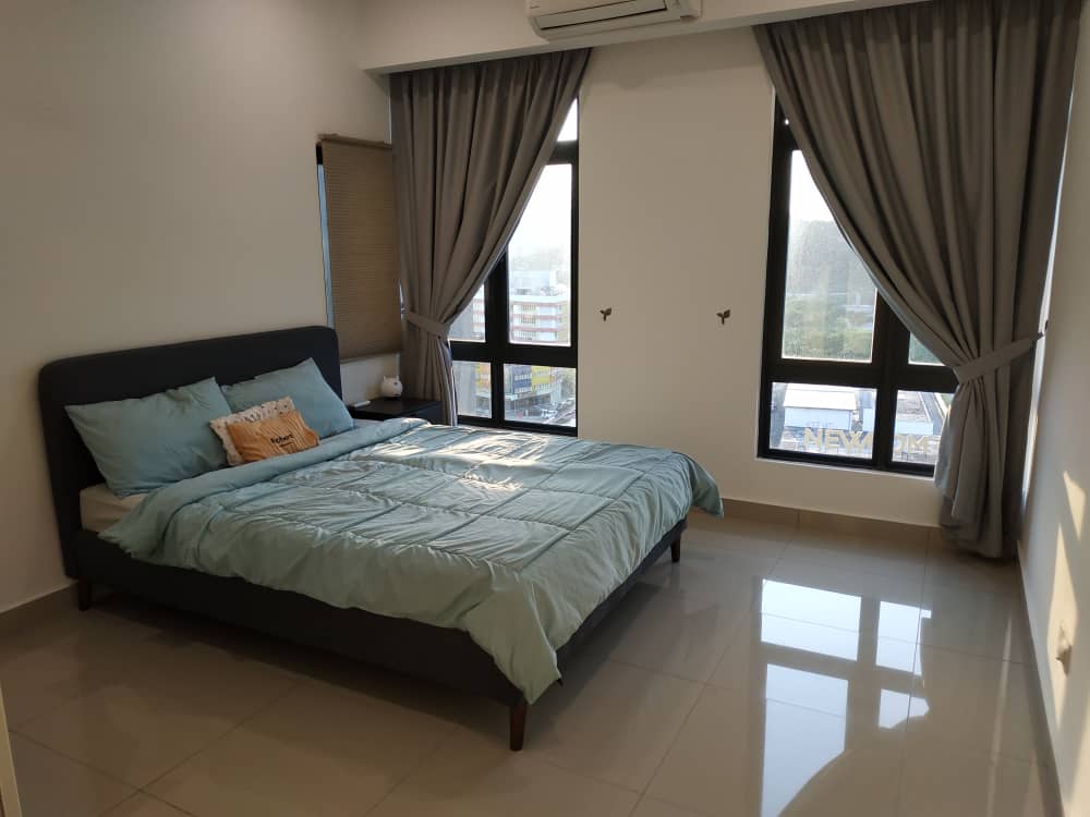 Pearl Suria Fully Furnished Unit For Rent - photo 4
